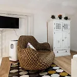 The Little Castle In Downtown Apartman
