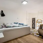 The Little Castle In Downtown Apartment Budapest