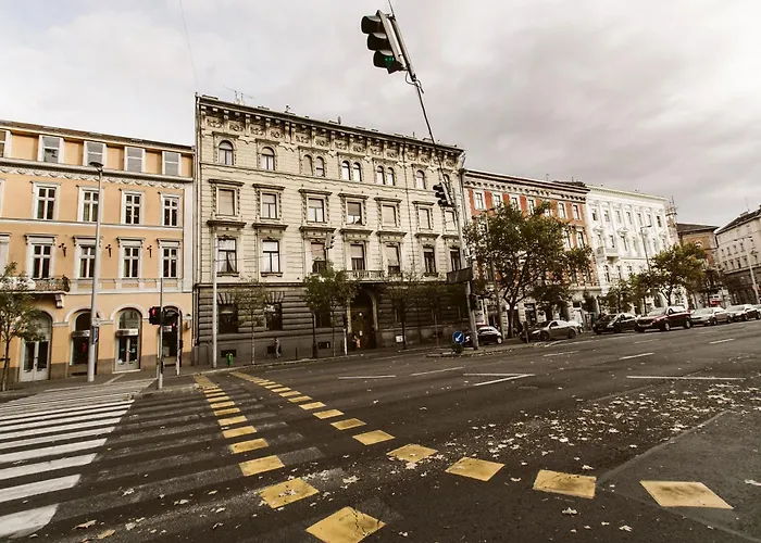 The Little Castle In Downtown Daire Budapeşte